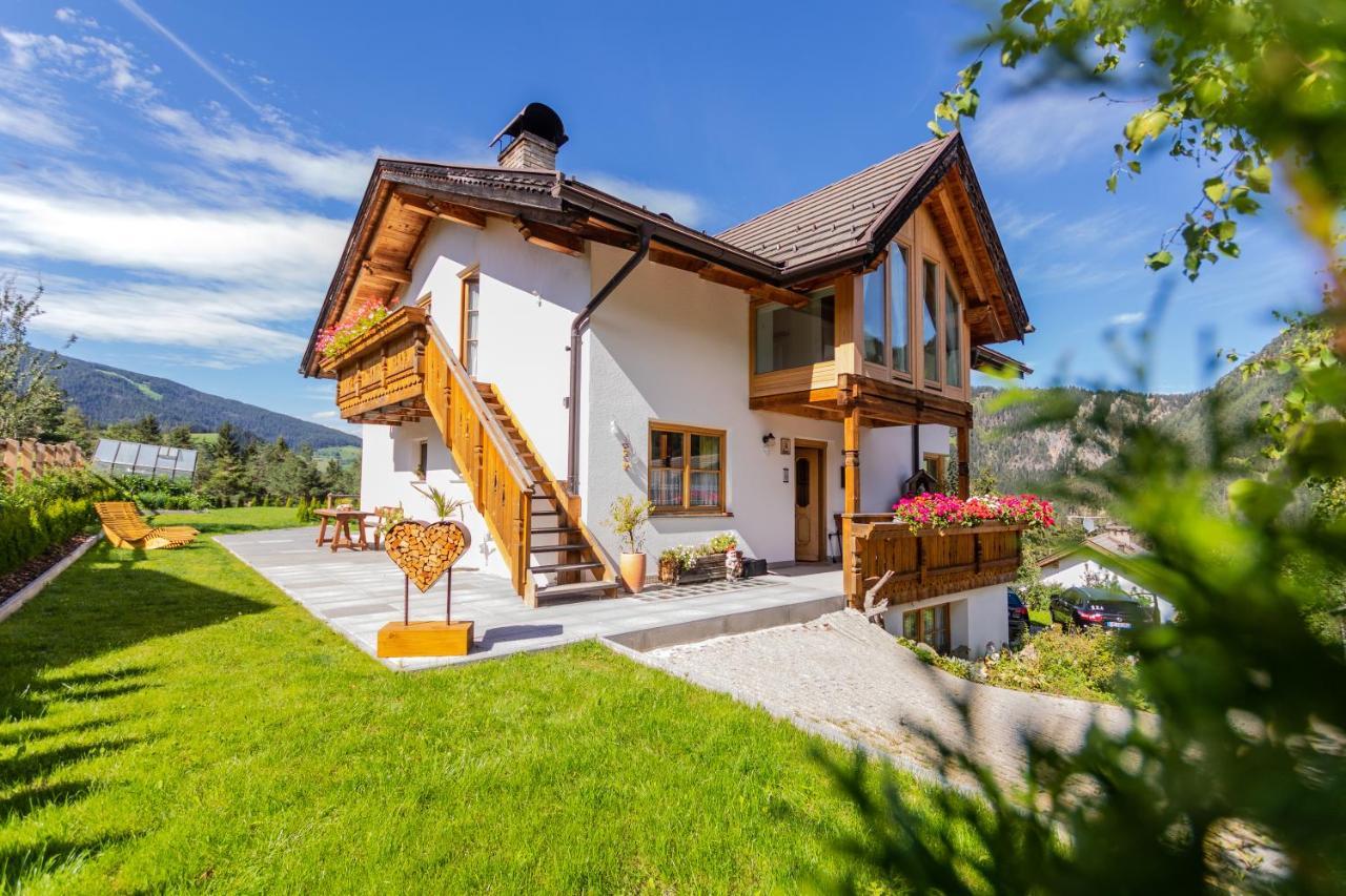 Apartment Dolomites Nest San Martino in Badia Exterior foto